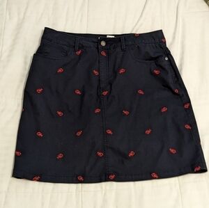 Croft and Barrow classic navy blue skirt with red lobsters embroidered size 6